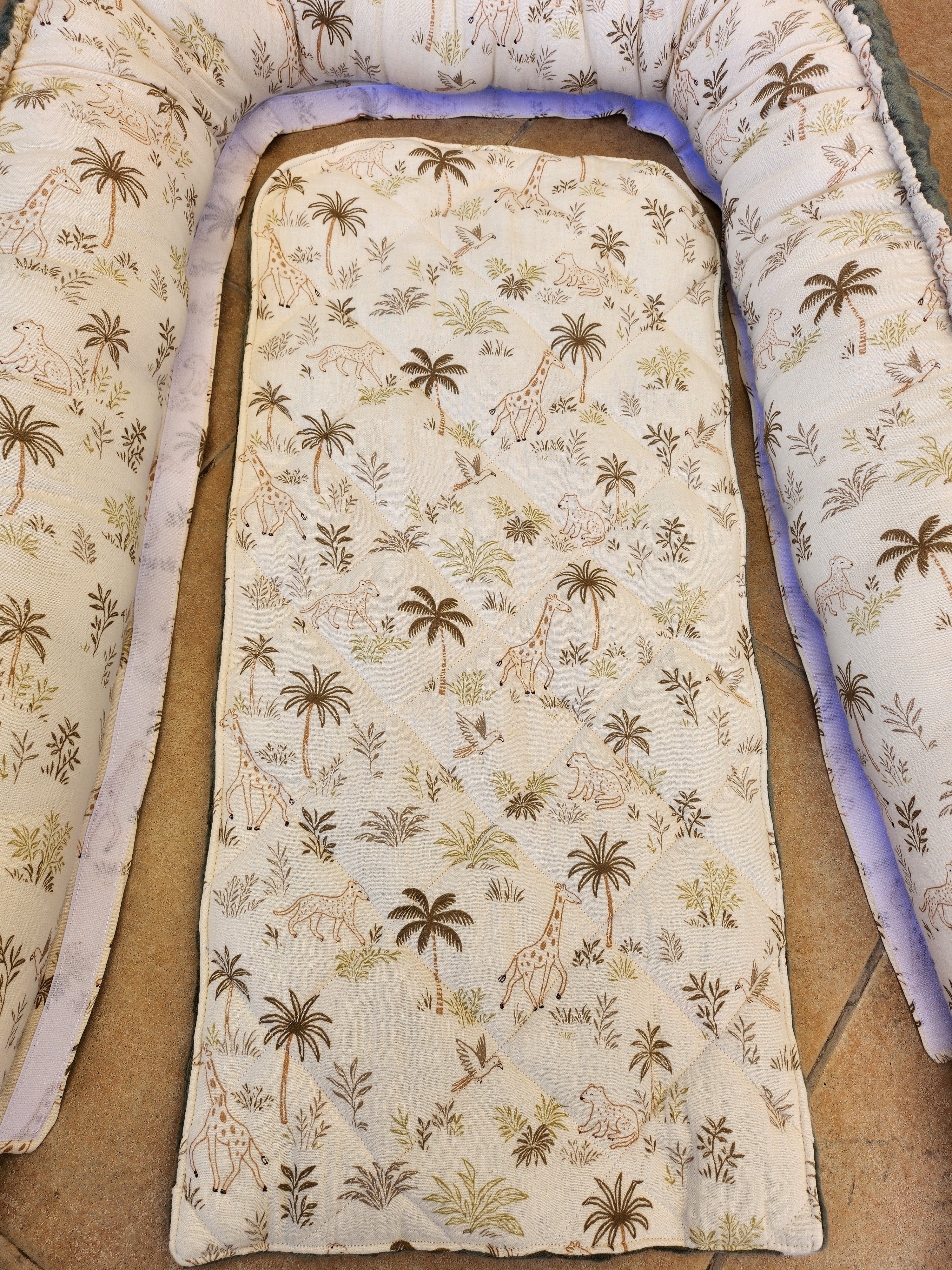 Cocon bébé avec matelas détachable